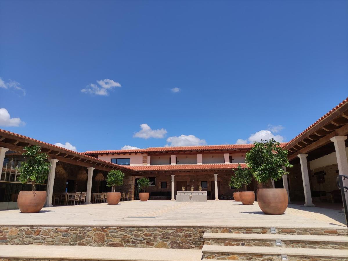 Habitat Cigueena Negra Valverde del Fresno Exterior photo